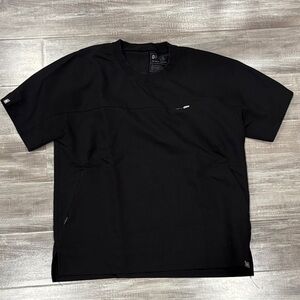 Figs Black Lismore - Crew Scrub Top